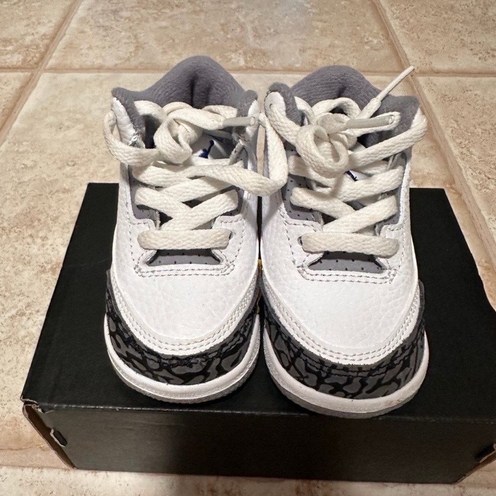 Jordan Retro 3 Racer Blue - Picture 3 of 5